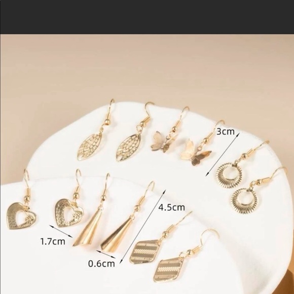 6 Pair Gold Tone Earring Set - Picture 2 of 3